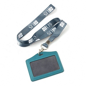 Lanière de cou avec logo personnalisé de haute qualité en polyester avec porte-badge offset et sérigraphie en soie - Product Image 3