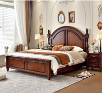Lit de Roi Classique en Bois Massif Sculpté pour Villa et Mobilier de Chambre Antique GSA45-GSA46