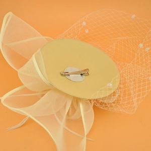 Nouvel arrivage de voile de <span class=keywords><strong>mariage</strong></span> de mariée voile de dentelle blanc court avec peigne monocouche fleur maille fascinateur pince à <span class=keywords><strong>cheveux</strong></span> bande <span class=keywords><strong>pour</strong></span> les femmes - Product Image 5