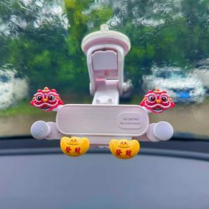 Supporto Flessibile per Telefono Auto a Forma <span class=keywords><strong>di</strong></span> Leone Cinese con Lingotto d'Oro, Montaggio a Ventosa per Cruscotto, Universale, per Navigazione, Scrivania, <span class=keywords><strong>Letto</strong></span>, Impermeabile, in ABS - Product Image 5