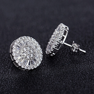 Orecchini a perno rotondi con motivo floreale da donna, accessori per l'orecchio semplici da indossare tutti i giorni - Product Image 4