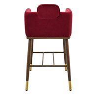 Tabouret de bar de luxe en velours bordeaux avec accoudoirs et dossier, chaise haute moderne pour îlot de cuisine, comptoir de bar et restaurant