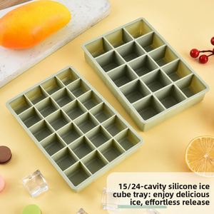 Moule à glaçons DIY en silicone, résistant au congélateur, avec couvercle, pour la maison, plateau à glaçons carré, ensemble de fabrication et de stockage de glaçons - Product Image 4