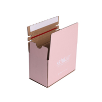 2025 Meistverkaufter Umweltfreundlicher UV-Beschichteter Bedruckter Kraft-Wellpappe-Karton mit Reißverschluss-Aufreißstreifen Rosa Versandtasche für Bekleidung