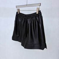 Shorts en cuir noir classiques pour femmes, taille élastique, cordon de serrage, poches discrètes, pantalon en cuir décontracté, style urbain quotidien