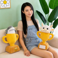 Boneka Plush Bentuk Piala Grosir, Boneka Hewan Kepala Sapi Hiu Lucu, Hadiah Piala Penghargaan untuk Upacara Kompetisi Olahraga