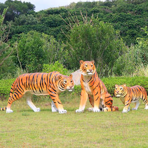 Statua in Resina di <span class=keywords><strong>Tigre</strong></span> a Grandezza Naturale AISY per Esterni, Scultura di Personaggio TV e Cinematografico, Decorazione per Parchi e Zoo - Product Image 2