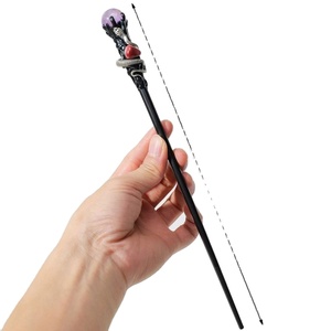 Baguette magique en cristal artisanale avec des pierres précieuses en aventurine verte et en cristal blanc pour le cosplay, les sorcières et les sorciers - Product Image 2