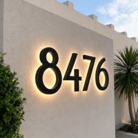 Plaque d'adresse LED rétroéclairée en métal, étanche IP65, personnalisée, moderne, pour portes, bars, hôpitaux, usage commercial, décoration solaire