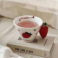 Adorable tasse en céramique avec imprimés fraise et fraise 3D-Parfait pour les boissons des enfants et la décoration intérieure