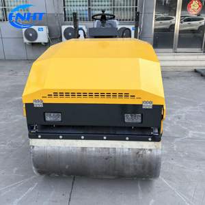 Rodillo vibratorio compactador de asfalto pequeño de tambor doble para montar para construcción - Product Image 1