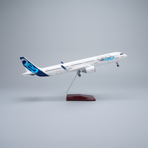 Modelo de Avión de Resina Airbus <span class=keywords><strong>A321</strong></span> Neo a Escala 1/100 de 45 cm con Luces LED y Tren de Aterrizaje - Product Image 4