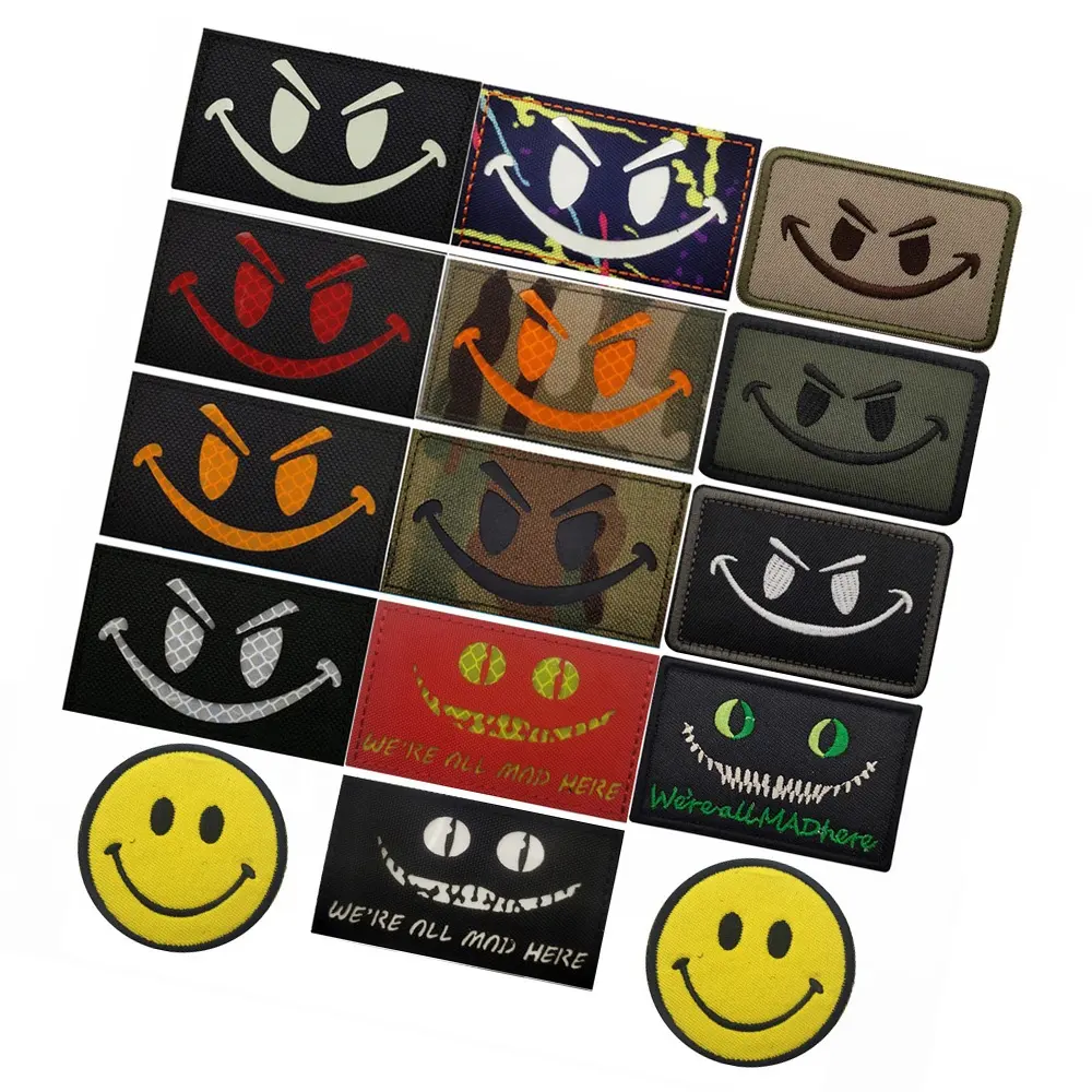 Infrarot-Reflexions-Böser-Smiley-Gesichtsmoral-Bürze mit Haken-Schleife-Festigung für Outdoor-Rucksack und Taktik-Ausrüstungs-Dekoration