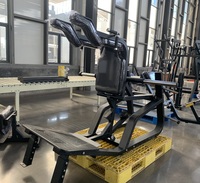 Máquina de Sentadillas Hack, Equipo de Gimnasio Comercial, Rack de Sentadillas Super Delt de Alta Calidad Pearl Delt