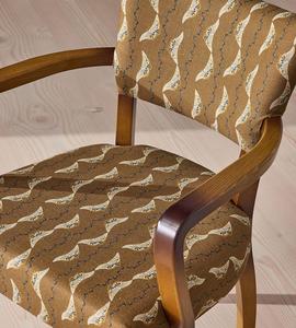 Sillón de Madera de Estilo Moderno de Mediados de Siglo con Tela con Estampado de Olivas y Brazos Curvos para Sala de Estar - Product Image 4