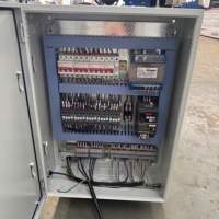 Machine de rectification de rails de guidage de précision, transmission par engrenages, recyclage et broyage du plastique, couteau de découpe du bois, machine de rectification de couteaux
