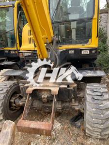 HANGKUI roda ekskavator <span class=keywords><strong>hyundai</strong></span> <span class=keywords><strong>60W</strong></span>, roda ekskavator/mesin ban digunakan <span class=keywords><strong>hyundai</strong></span> ekskavator kualitas bagus - Product Image 2