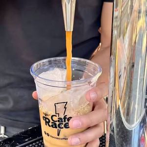 Livraison Rapide 2026 – Gobelets en Plastique Personnalisés 98mm, 500ml, avec Couvercles Transparents pour Boissons Froides, Café, Milkshake, Boba, Bubble Tea, Jus - Product Image 4