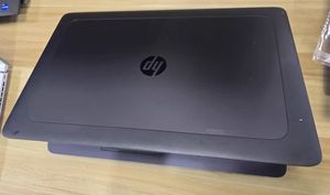 Ordinateur portable H-P <span class=keywords><strong>ZBook</strong></span> <span class=keywords><strong>17</strong></span> <span class=keywords><strong>G3</strong></span>, avec I7-6820HQ Intel Core, 32 Go de RAM et 512 Go de stockage - Product Image 6