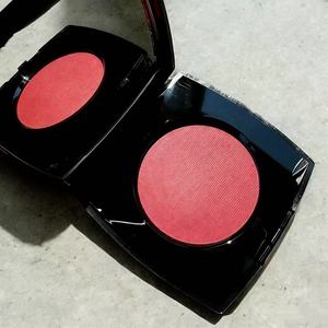 Polvo Mineral para Rubor de Acabado Mate Natural, Larga Duración, Resistente al Agua, 8g, Marca de Lujo, OEM/ODM, Etiqueta Privada, para Todos los Tonos de Piel - Product Image 5