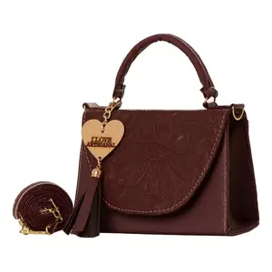 Sac à bandoulière pour femme Fana Refined Lupe Vino, sac à bandoulière en cuir PU vin avec gaufrage floral et breloque en pompon, toutes saisons - Product Image 4