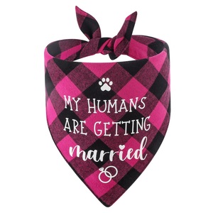Tanpopo Triángulo Bufanda Plaid Perro Toalla Saliva Diseñador Mascota Pañuelos Reversible MY HUMANS ARE GETTTING CASADO Boda Pañuelo - Product Image 2