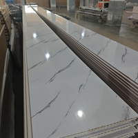 Panneau de plafond en PVC stratifié marbre blanc, finition brillante, pour revêtement mural plat, idéal pour la décoration intérieure des halls d'hôtel, directement de l'usine