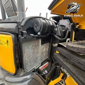 Excavatrice Komatsu PC35 de 3,5 tonnes, d'occasion, de marque japonaise, moteur Cummins, excavatrice sur chenilles, petite excavatrice d'occasion, provenance Japon. - Product Image 4