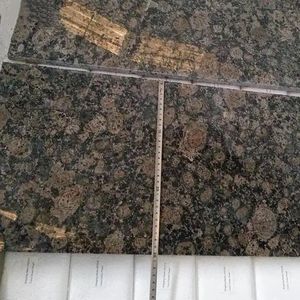 แผ่นหินแกรนิตสีน้ำตาลบaltic ขัดเงาทันสมัยสำหรับเคาน์เตอร์ครัว ราวบันไดภายนอก - Product Image 5