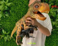 Marionnette réaliste de Tyrannosaurus Rex, marionnette animatronique de bébé T-rex pour exposition en parc