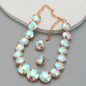 Collier en or avec strass multicolores, grand cristal incrusté, chaîne délicate pour clavicule, pour femmes - Product Image 4