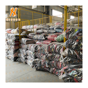 Fardos <span class=keywords><strong>de</strong></span> <span class=keywords><strong>Ropa</strong></span> Usada al por Mayor, Sudaderas <span class=keywords><strong>Vintage</strong></span>, Chaquetas <span class=keywords><strong>de</strong></span> Invierno para Hombre, Grado A, Mezcla <span class=keywords><strong>de</strong></span> Sudaderas, Fardo <span class=keywords><strong>de</strong></span> <span class=keywords><strong>Ropa</strong></span> Usada, América del Norte - Product Image 1