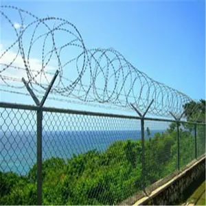 Atacado amplamente usado na escola ou no estádio de corrente de metal fences