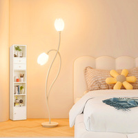 Lampe sur pied de style crème en gros, lampe de table de chevet créative en forme de tulipe pour salon, chambre à coucher, lampe sur pied d'ambiance verticale