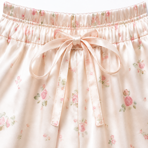 Ensemble de pyjama en satin pour femme, manches courtes, imprimé floral, short à taille élastique, doux, deux pièces, vêtements de détente d'été, vente en gros - Product Image 4