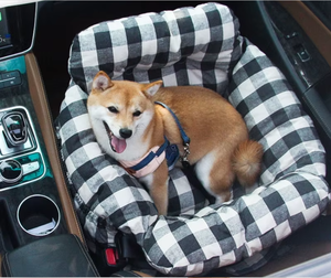 Asiento elevador de perro suave de felpa respetuoso con el medio ambiente con correas patrón sólido para perros pequeños medianos grandes cama de transporte de mascotas con cinturón de seguridad - Product Image 1