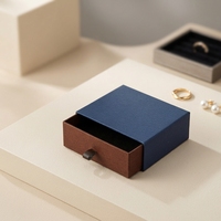 Boîte à bijoux rigide en carton avec tiroir coulissant de luxe, boîte cadeau avec estampage à chaud doré
