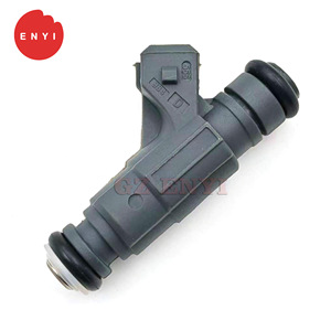 Inyector de Combustible para Auto 06A906031BC para Audi Volkswagen Passat 1.8L Motor de Gasolina - Product Image 1