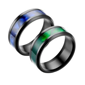 Bague de mariage en tungstène avec incrustation de résine bleue et verte, design moderne, pour homme et femme. - Product Image 1