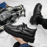 Chaussures décontractées pour hommes, nouvelle collection printemps, imperméables, en similicuir noir, à lacets, semelle en caoutchouc durable et rehaussée