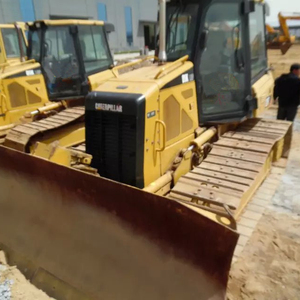 Bulldozer Usado D5K/D5M/D5N con Capacidad de Aplicación de Aserrín de 7.5m, Alto Momento de Carga y Componentes Originales en Venta - Product Image 1