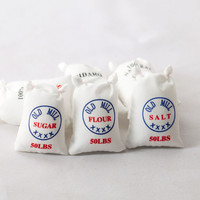 Accessoires de maison de poupée miniature en gros, jouet DIY, sac de nourriture miniature avec mini sacs de farine, de sel et de sucre, outil de cuisine