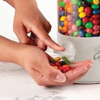 Distributeur de bonbons à trois compartiments avec deux poignées, distributeur de collations et de noix en plastique pour la maison, la cuisine, les fêtes et les comptoirs