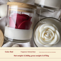 Lilin Aroma Bunga Mawar 3D Grosir dalam Stoples Kaca Bening dengan Tutup Bambu, Lilin Aroma Floral dari Lilin Kedelai untuk Dekorasi Meja Kamar Tidur