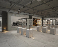 Meubles de présentation sur mesure pour boutique d'antiquités, comptoir en verre haut de gamme pour musée avec éclairage LED pour la rénovation de vitrine de bijouterie