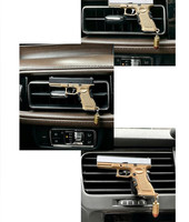 Nouveauté : Porte-clés créatif de luxe en alliage de zinc de 7 cm en forme de pistolet, désodorisant de voiture, accessoire de mode haut de gamme pour l'intérieur de l'auto