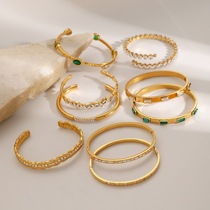 กำไลข้อมือแบบเปิดประดับเพชรคิวบิกเซอร์โคเนีย ชุบทอง 18k สแตนเลสกันน้ำ ดีไซน์หรูหราสำหรับผู้หญิงและเด็กผู้หญิง - Product Image 4