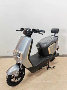 Moto élégante : l'avenir de la technologie de conduite 2026 2025 Nouvelle Arrivée Scooter Sportif Populaire pour Adultes et Trajets Quotidiens M - Product Image 3
