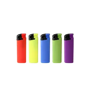 Wholesale Custom Plastic lighters Bulk Smoking normal fire Lighter Refillable Electronic Windproof butane gas Lighter