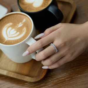 Dylam Thiết Kế Cổ Điển Đồ Trang Sức Mỹ Rhodium Mạ S925 Bạc Eternity Ban Nhạc Tam Giác 5A Zirconia Wedding Bridal Nhẫn Đối Với Phụ Nữ - Product Image 4